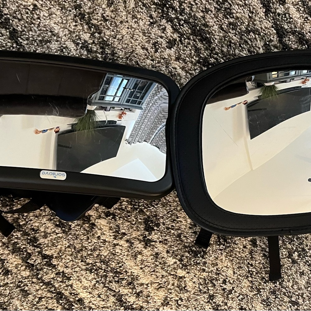 Two baby car seat mirrors bundle